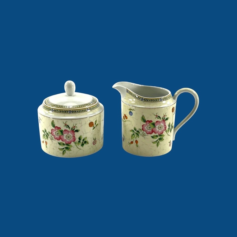Wedgwood Fleur Cream and Sugar Set Fine China Made in Japan Vintage 1990s Floral
